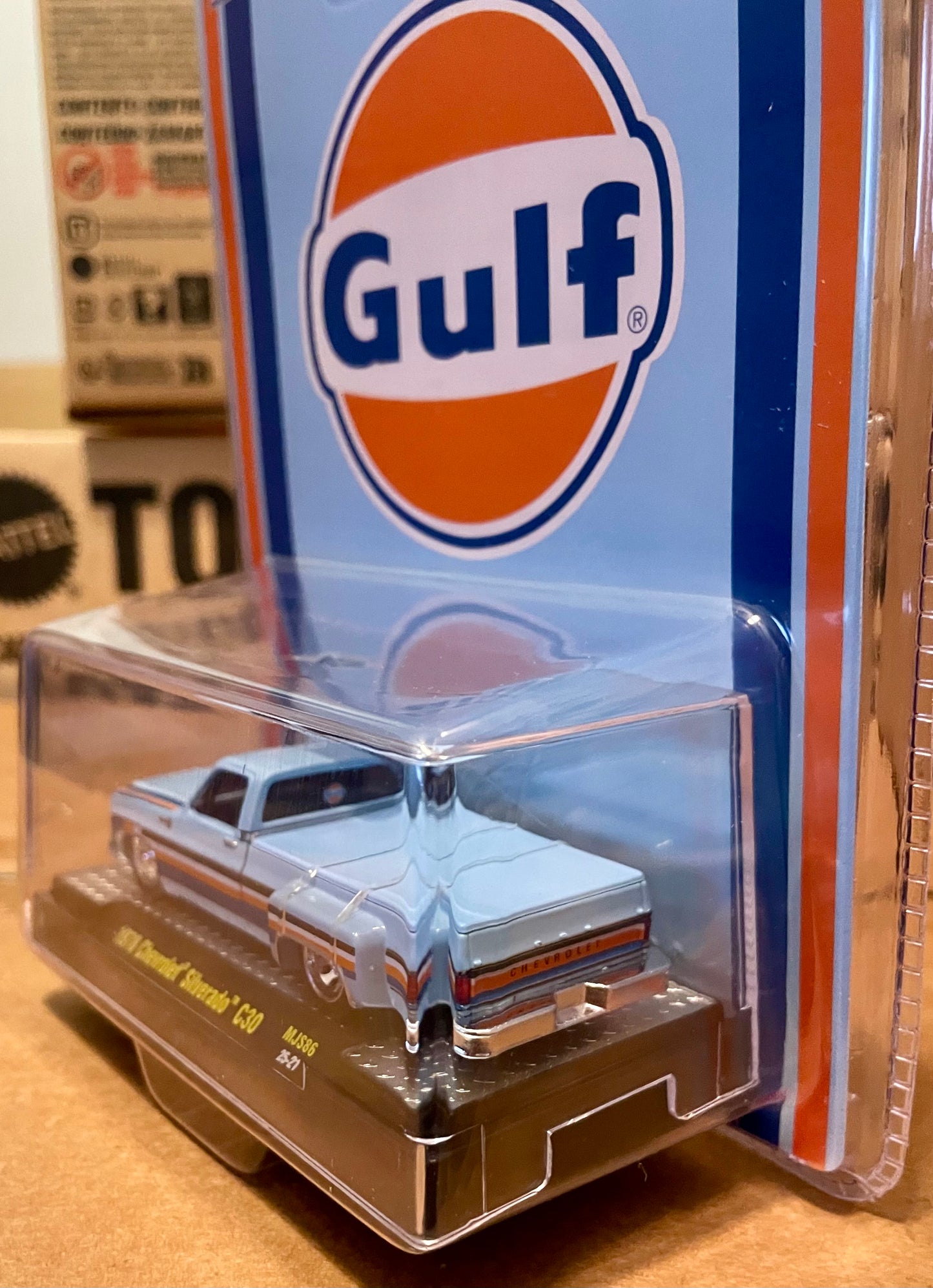 M2 1:64 Mijo Chevy 1978 Silverado C30 Gulf Blue w Stripes
