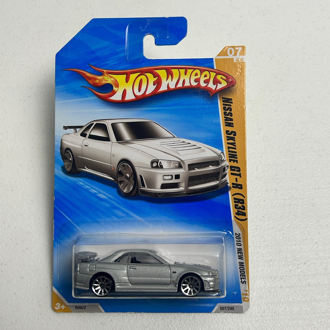 Hot Wheels 1:64 Nissan Skyline GT-R (R34) 2010 New Model Silver