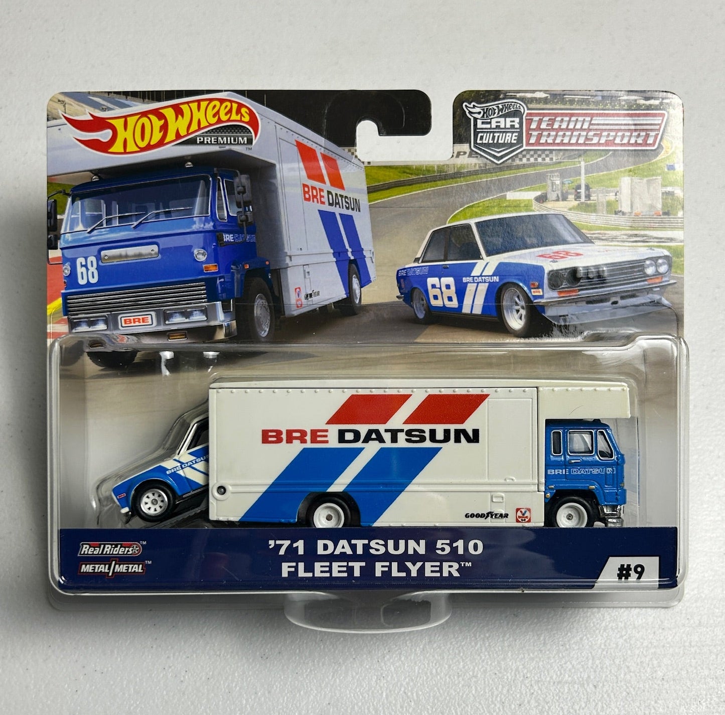 Hot Wheels 1:64 Team Transport #9 '71 Datsun 510/Fleet Flyer
