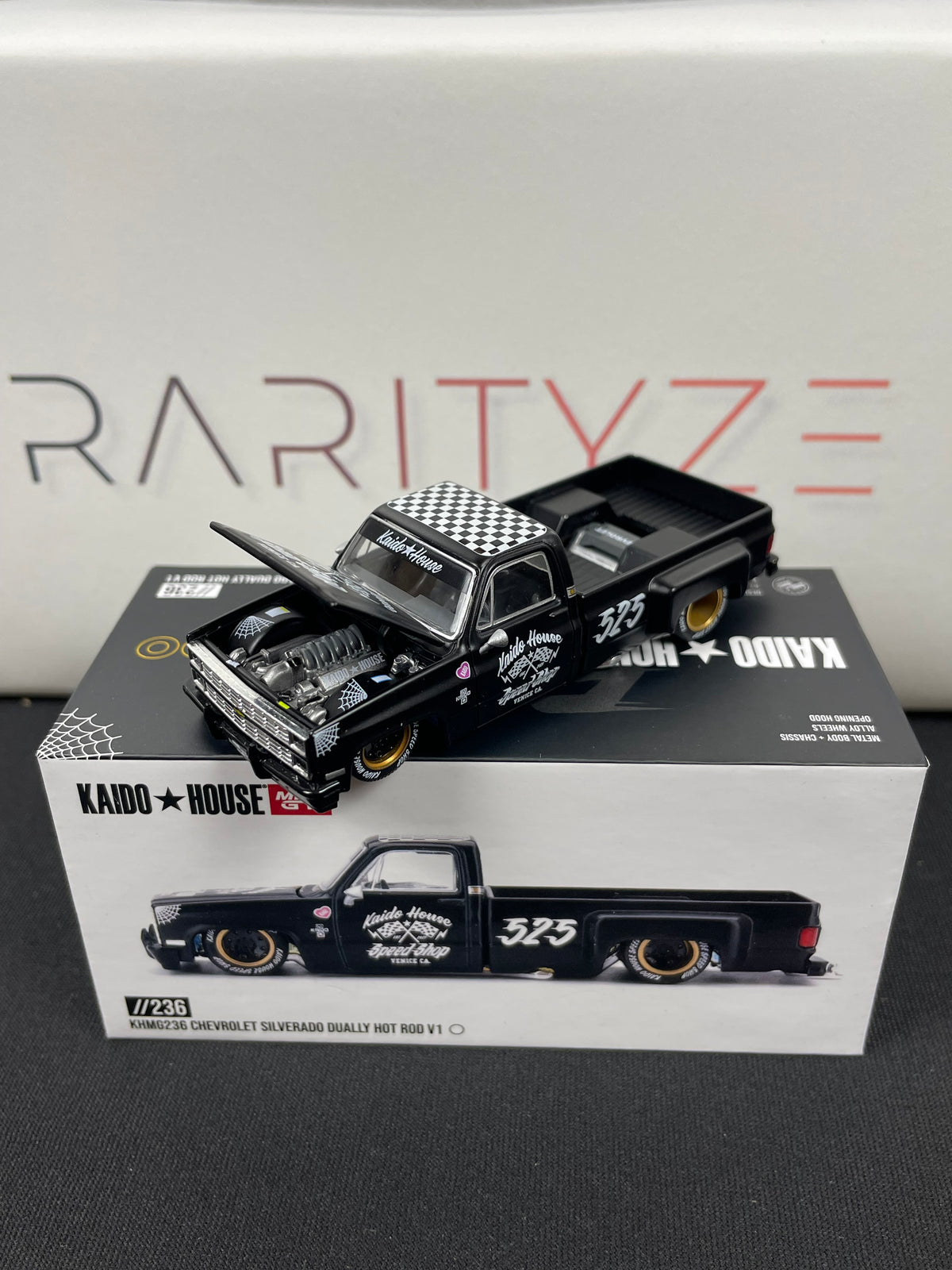 KaidoHouse 1:64 Chevrolet Silverado Dually Hot Rod V1 - Black