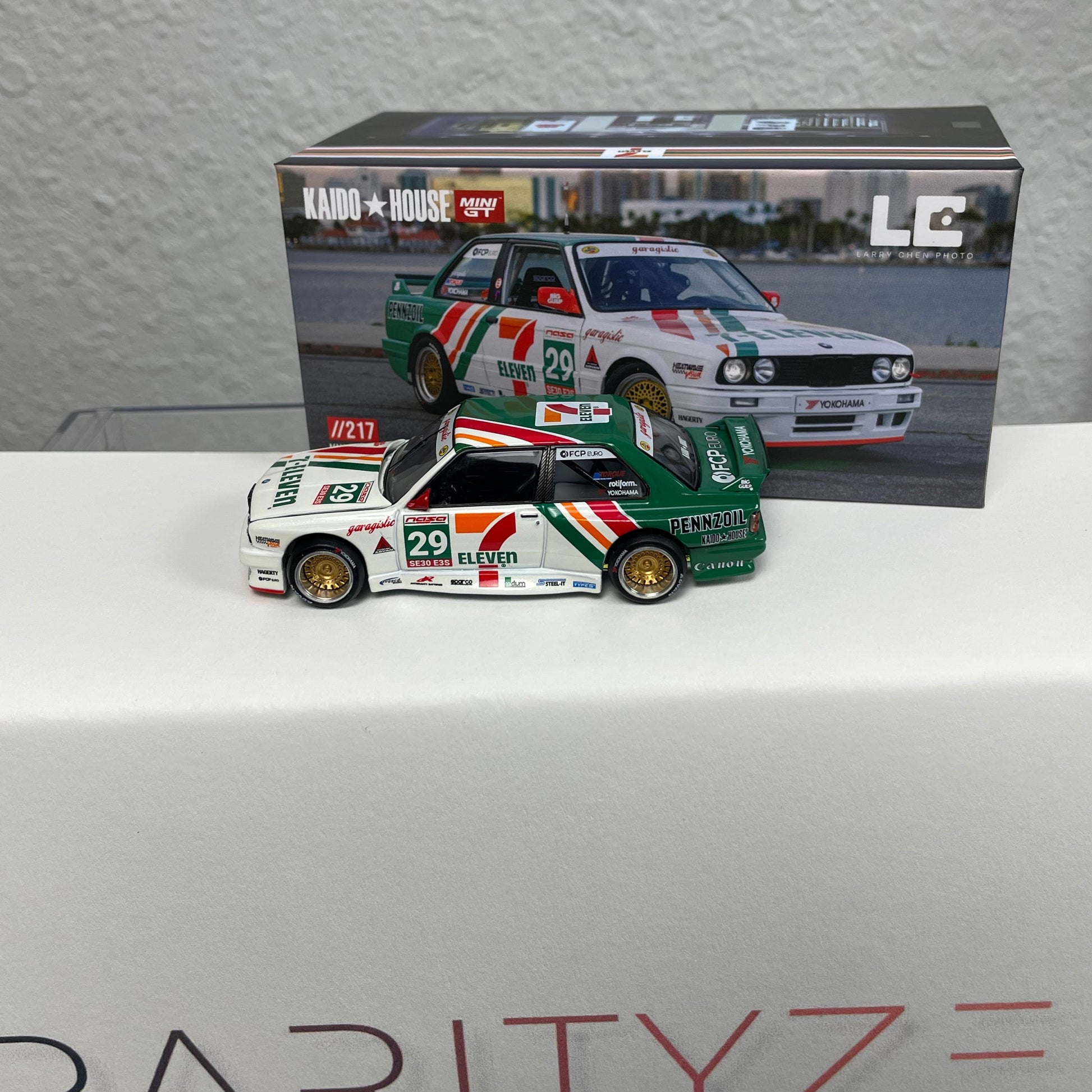 Kaidohouse 1:64 BMW M3 Kaido Works Larry Chen V1 USA Exclv.