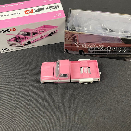 KaidoHouse 1:64 Chevy Silverado Dually Vintage Spec 2 Pink alternate view
