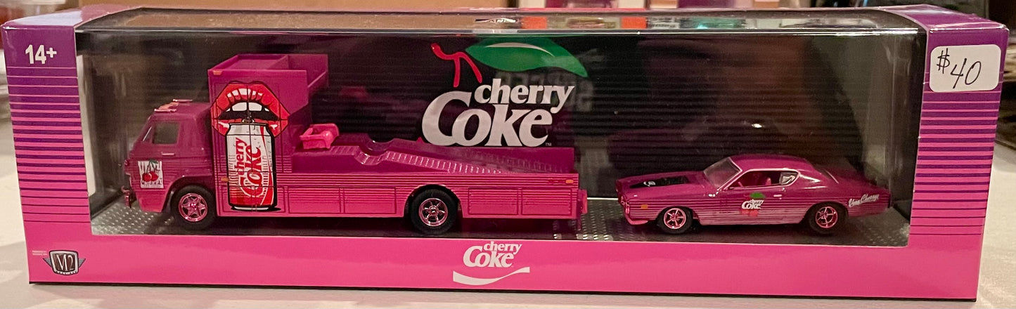 M2 1:64 Dodge Charger Hauler Chase
