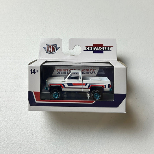 M2 1:64 Spirit of 76 Chevy Silverado 750 Chase