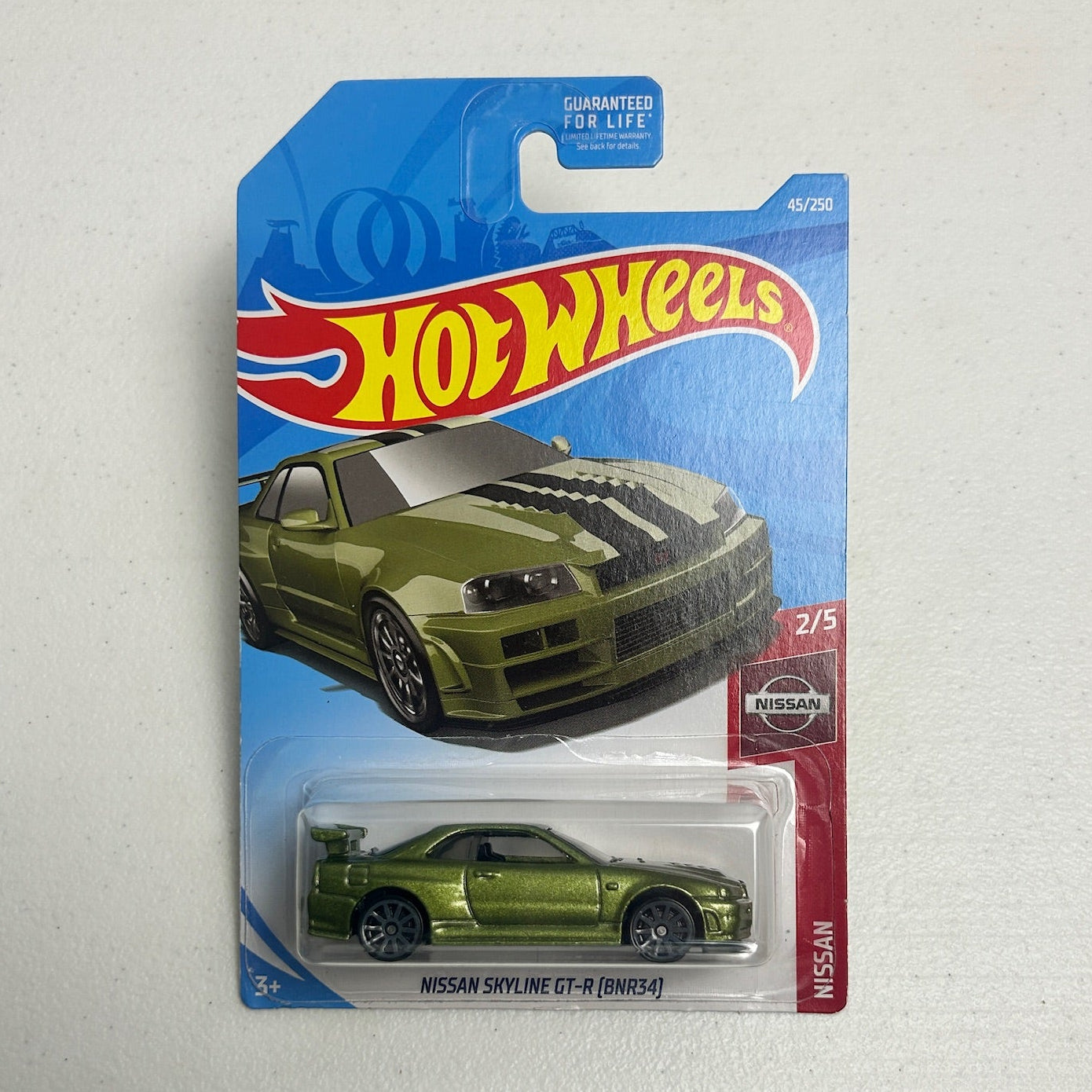 Hot Wheels 1:64 Nissan Skyline GTR (BNR34) Nissan 2/5