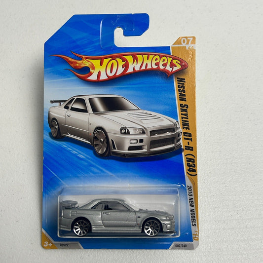 Hot Wheels 1:64 Nissan Skyline GT-R (R34) 2010 New Model Silver