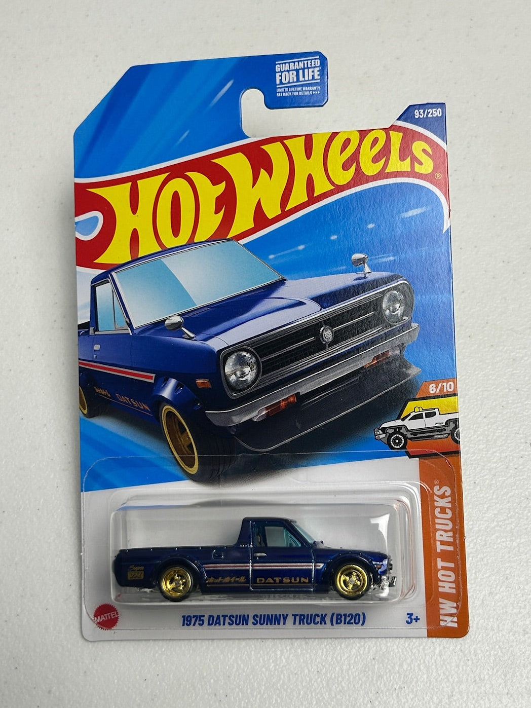 Hot Wheels 1:64 1975 Datsun Sunny Truck (B120) Super TH