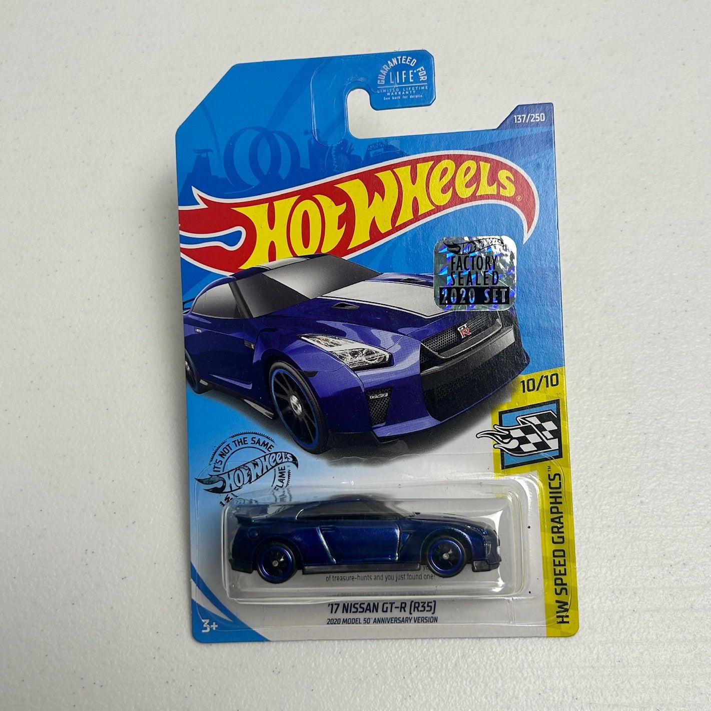 Hot Wheels 1:64 '17 Nissan GT_R (R35) Super Treasure Hunt Factory Sealed
