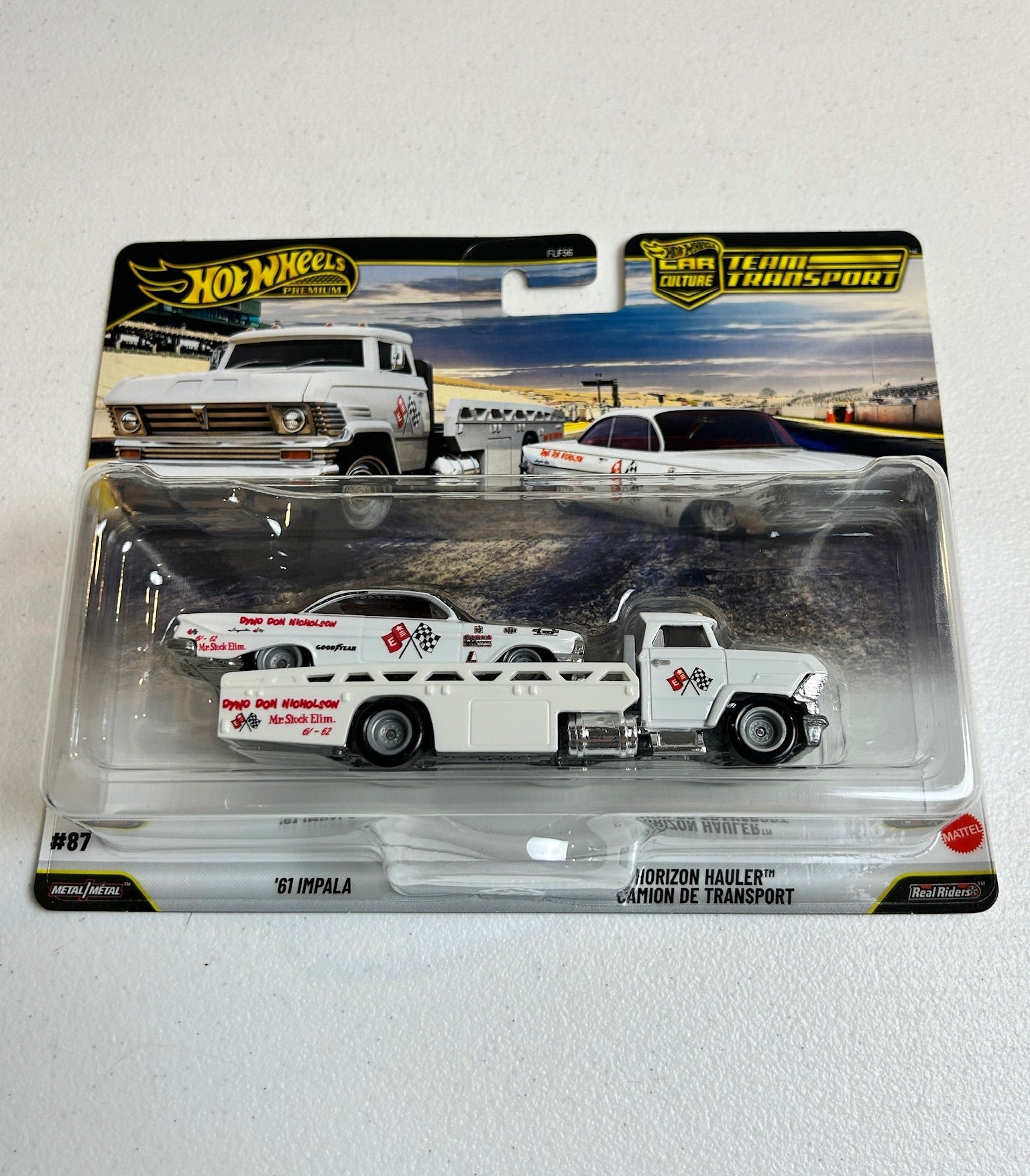 Hot Wheels 1:64 Team Transport #87 '61 Impala & Horizon Hauler