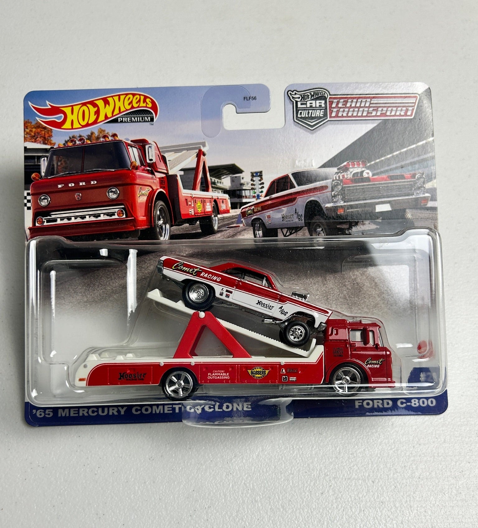 Hot Wheels 1:64 Team Transport #28 '65 Mercury Comet Cyclone/Ford C-800