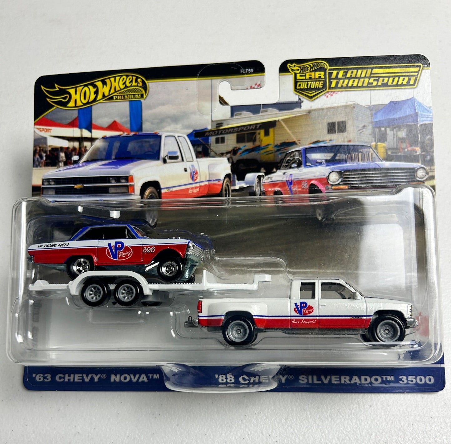 Hot Wheels 1:64 Team Transport #68 '63 Chevy Nova/'88 Chevy Silverado 3500